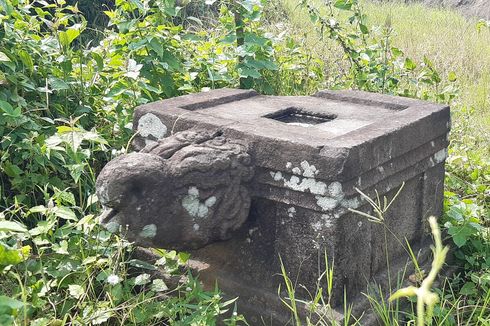 Yoni Berkepala Kura-kura di Jalan Tol Yogyakarta-Solo Peninggalan Kerajaan Mataram Kuno Abad 8-9