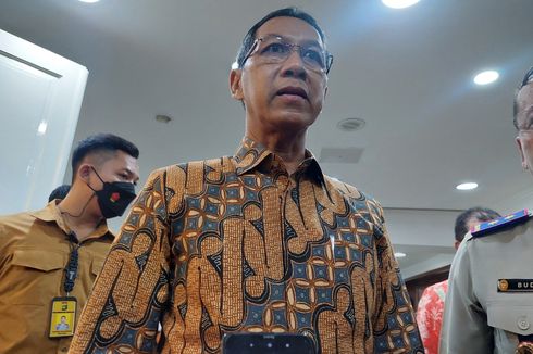 Heru Budi Hadiri Acara Bagi-bagi Sertifikat Tanah oleh Jokowi