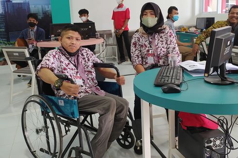 Melihat Semangat Ikhwan, Penderita Polio Asal Banyumas Belajar Jadi 