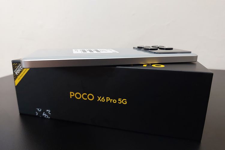Bagian kiri Poco X6 Pro 5G