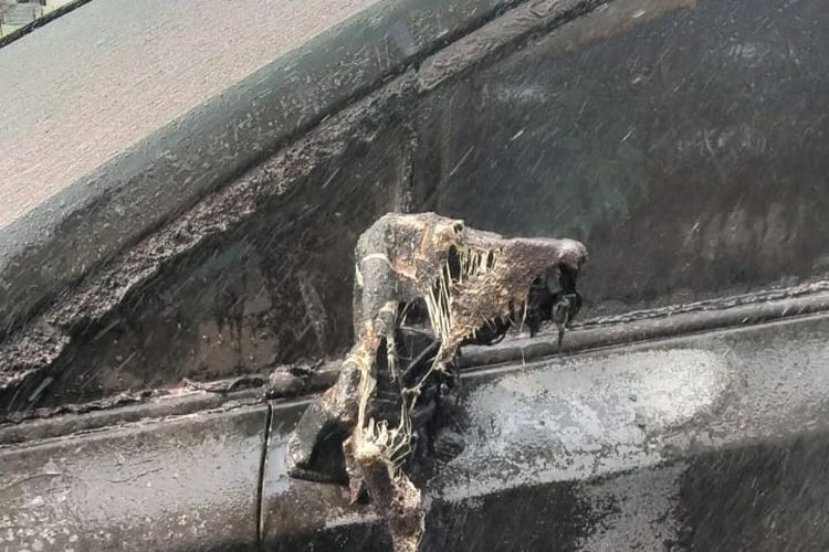 Video Trafo Meledak di Solo Viral, Mobil Listrik yang Ditinggal ke Gereja Terbakar