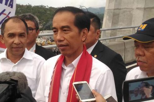Jokowi Berharap Jembatan Merah Putih Jadi Ikon Pariwisata di Ambon
