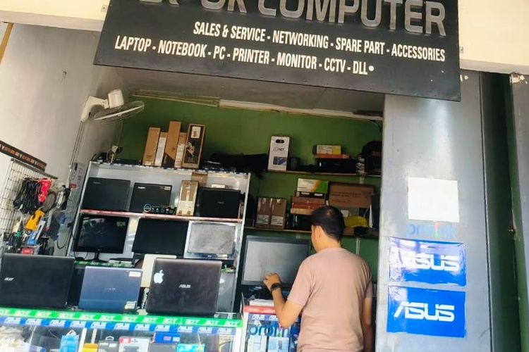 Pedagang Komputer di Cianjur Terdampak Dollar dan BBM, “Gagal Panen” Jelang Tahun Ajaran Baru