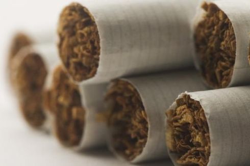 Harga Dipatok Rp 50.000 Per Bungkus Picu Perdagangan Rokok Ilegal 