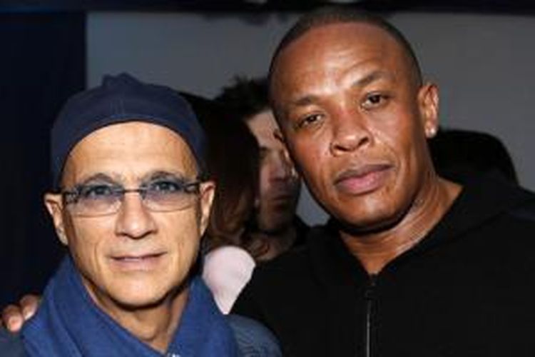 Dua pendiri Beats Electronics, Jimmy Iovine dan Dr Dre