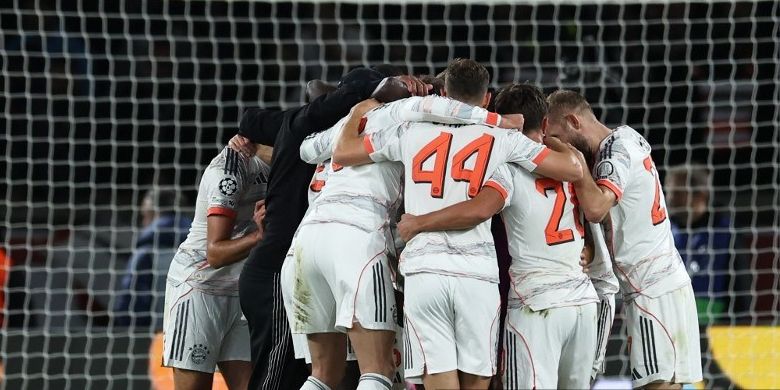 Bayern Muenchen berhasil mengalahkan juara bertahan Liga Champions, Paris Saint-Germain, pada Rabu (5/11/2025) dini hari WIB. Pertandingan Liga Champions 2024-2025 PSG vs Bayern Muenchen bergulir di Stadion Parc des Princes.