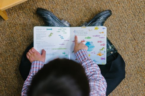 Manfaat Membaca bagi Anak dan Cara Menumbuhkan Minatnya