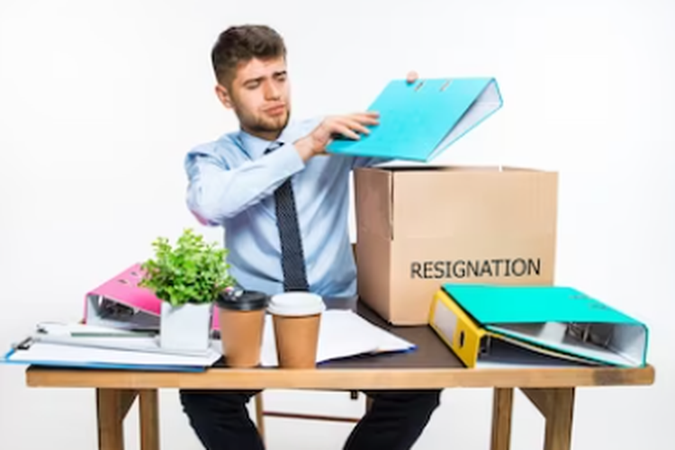 Hak karyawan mengundurkan diri atau resign menurut Peraturan Pemerintah Nomor 35 Tahun 2021