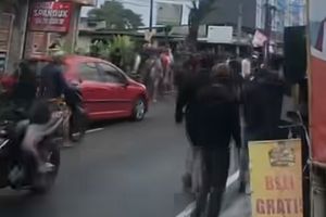 Suporter Persija dan Persib Bentrok di Depok, Dipicu Suara Petasan