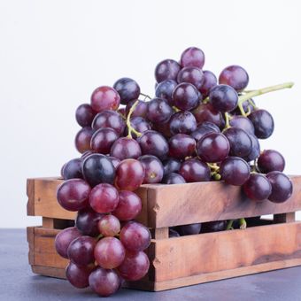 Ilustrasi buah anggur. 