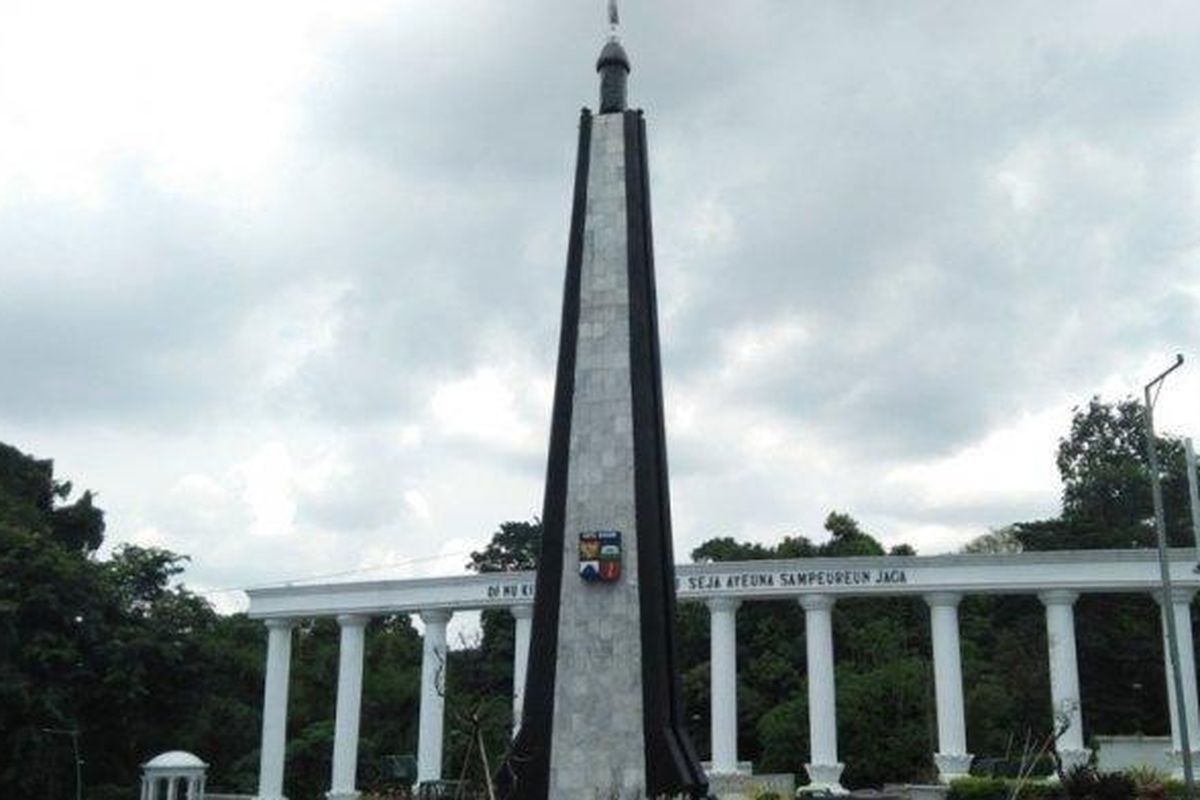 Tugu Kujang Kota Bogor