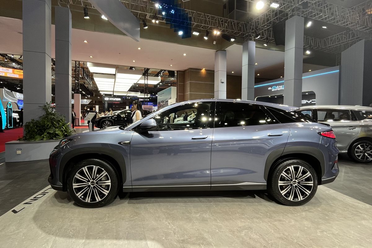 BYD Sealion 7