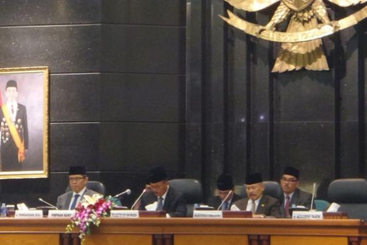 DPRD DKI Jakarta melaporkan hasil reses pertama DPRD tahun 2017 mulai tanggal  23 hingga 30 Januari 2017 di Gedung DPRD DKI, Jakarta Pusat, Kamis (9/3/2017)