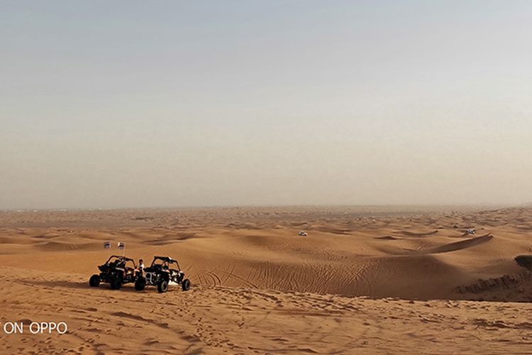 Kegiatan Dune Bashing yang diambil melalui OPPO R17 Pro