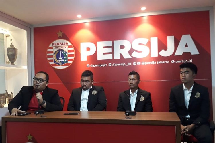 Konferensi pers kerja sama Persija Jakarta dan klub LaLiga, Deportivo Alaves, yang berlangsung di Kantor Persija, Rasunna Office Park, Kuningan, Jakarta Selatan, Rabu (22/1/2020). 