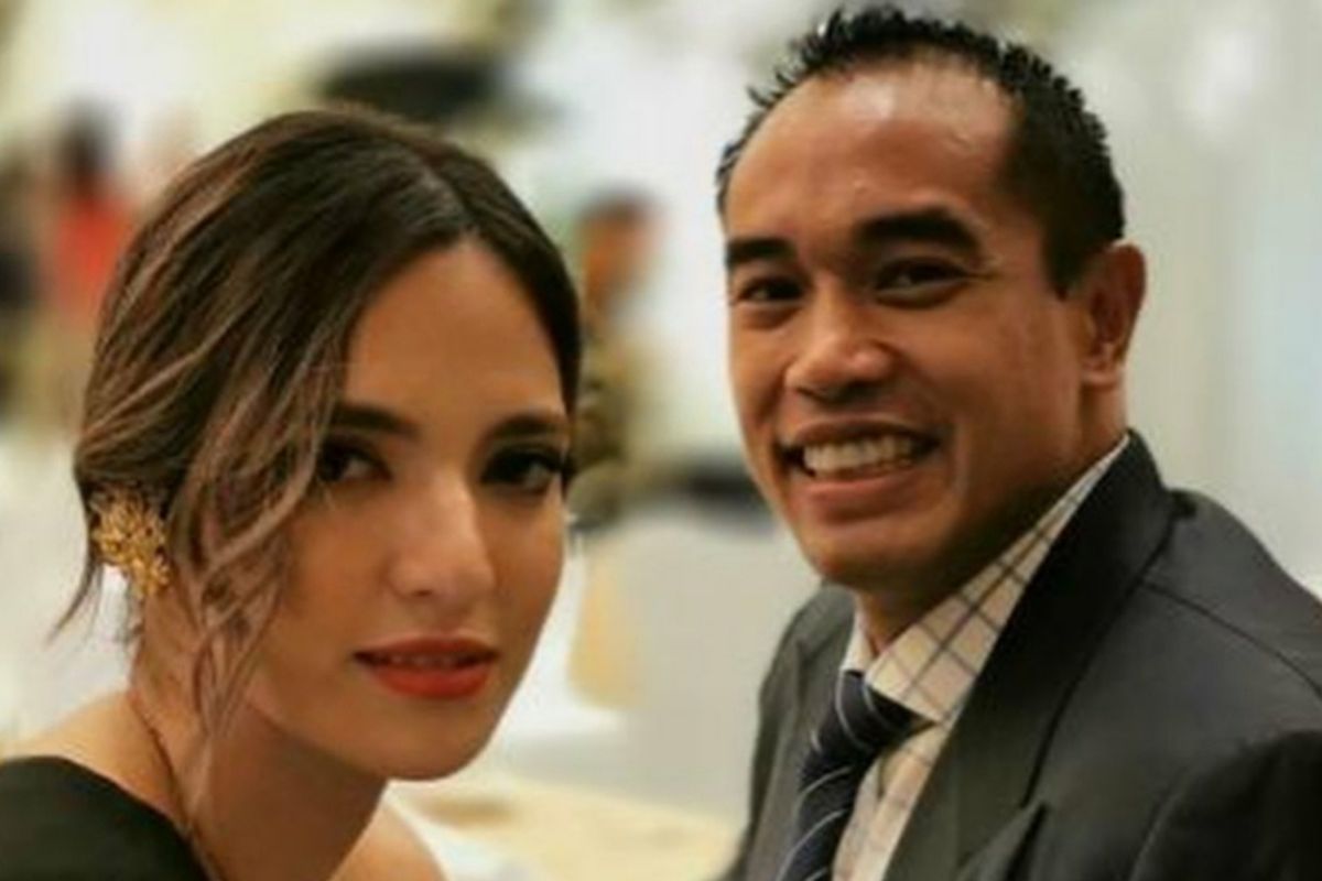 Pasangan selebritas Nia Ramadhani dan Ardi Bakrie.