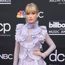 Taylor Swift: Video Musik You Need to Calm Down Bakal Bertabur Bintang