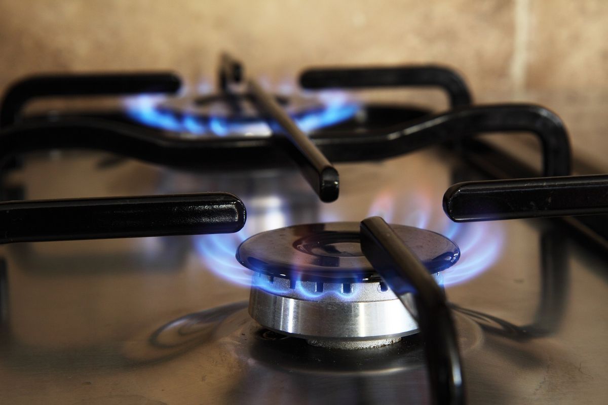 Api Kompor Gas Kecil? Ini Penyebab dan Cara Mengatasinya Secara Aman di ...