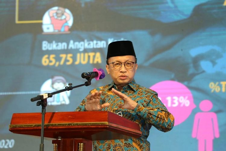 Sekretaris jenderal Kementerian Ketenagakerjaan Anwar Sanusi