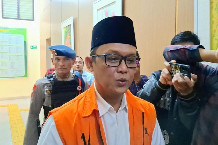 Eks Bupati Lampung Tengah Ardito Dituntut 7 Tahun Penjara Terkait Kasus Korupsi