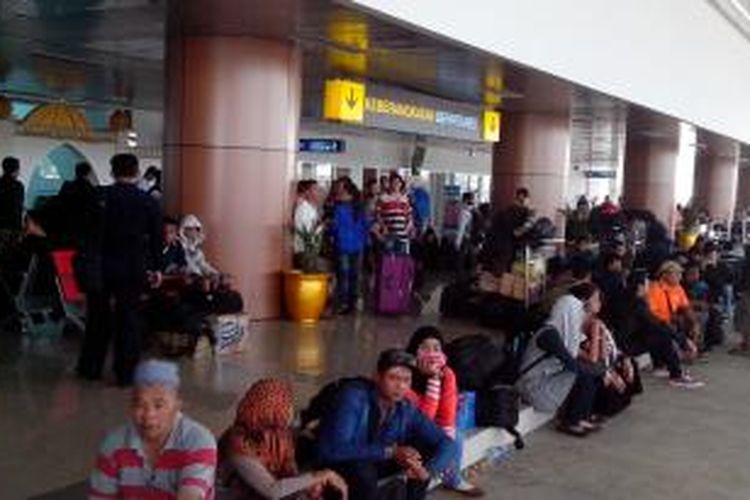 Suasana Bandara Supadio, Pontianak, Kubu Raya, Kalimantan Barat (13/7/2015).