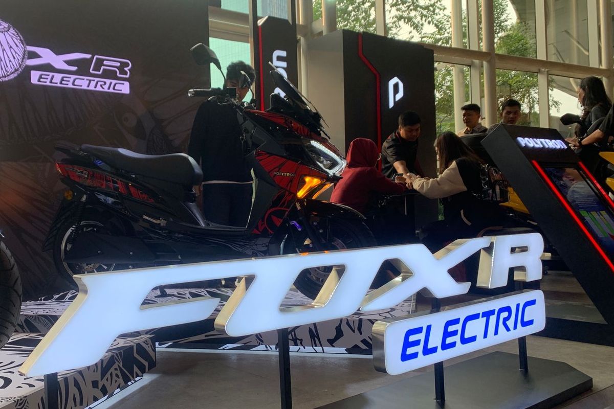 Polytron meluncurkan produk baru Fox-R Limited Edition, hasil kolaborasi istimewa dengan seniman Darbotz. 