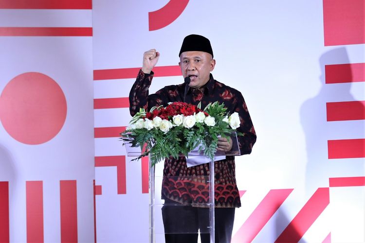 Menteri Koperasi dan UKM Teten Masduki  dalam acara Percepatan Perputaran Ekonomi Lokal, Launching Bela Pengadaan dan Laman UMKM serta Pasar Digital UMKM secara virtual,  Senin (17/8/2020). 