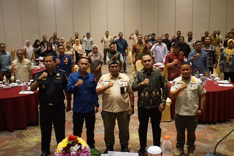 Sosialisasi Gempur Rokok Ilegal yang berlangsung di Hotel Savana Kota Malang, Kamis (28/8/2025).
