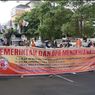 Gelar Aksi Demo, Buruh di Jateng Menuntut Pencabutan SK Ganjar Terkait UMK