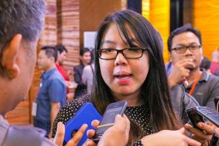 Country Group Product Leader Asus Juliana Cen saat ditemui usai acara peluncuran Asus Zenfone 2 di Jakarta (21/4/2015)