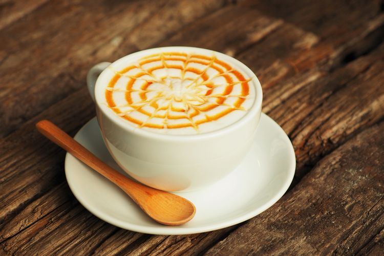 Ilustrasi latte. Latte berbeda dengan cappuccino. Takaran susu dalam latte lebih banyak.