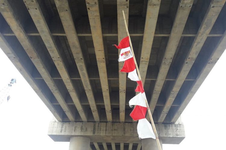 Progres konstruksi Jembatan Pulau Balang, Kalimantan Timur, Kamis (6/9/2018).