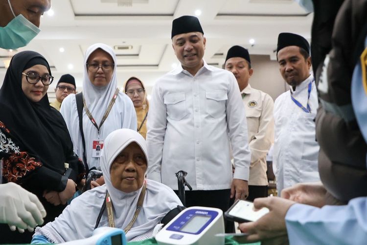 Eri Cahyadi dan Sekda Surabaya Naik Haji, Siapa yang Gantikan?