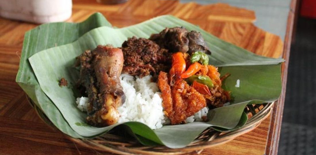 8 Tempat Makan Gudeg Di Yogyakarta Dari Mbah Lindu Sampai Yu Djum