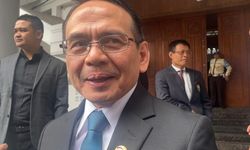 OJK Sebut 54 Persen Pinjaman Daring Sasar Kaum Perempuan