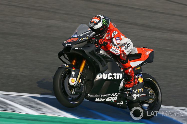 Jorge Lorenzo saat menjalani tes ketiga di Buriram, Thailand.