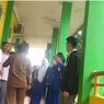 Guru Diduga Tampar Siswa di Kepri, Kesal Kelas Digedor Saat Belajar