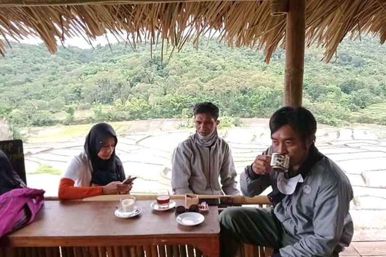Foto : Cafe Lepalio, Desa Detusoko Barat Kecamatan Detusoko, Kabupaten Ende, NTT. 