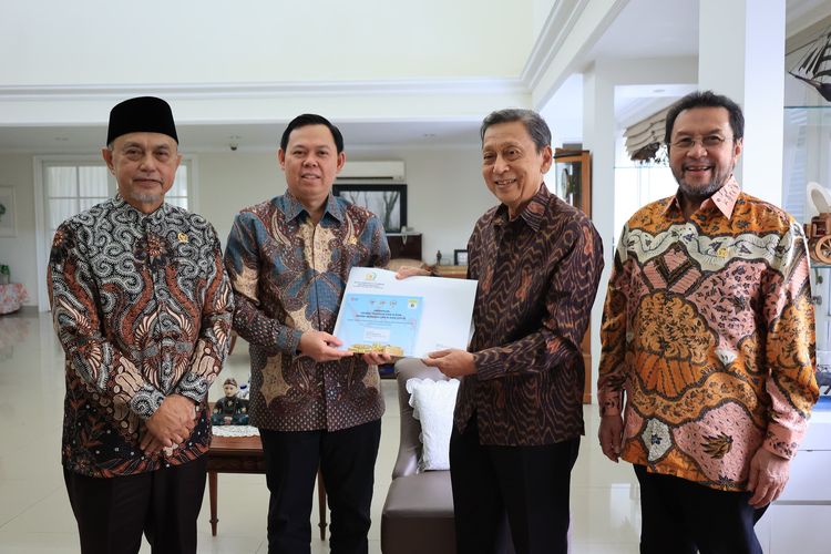 Pimpinan DPD RI Temui Boediono Jelang Sidang Tahunan MPR 2026