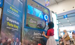 Mesin Daur Ulang BCA Kumpulkan 4.400 Sampah Botol Plastik di BCA Expo 2024