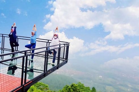 Rute ke Awang Awang Sky View, Spot Instagramable di Gunung Telomoyo