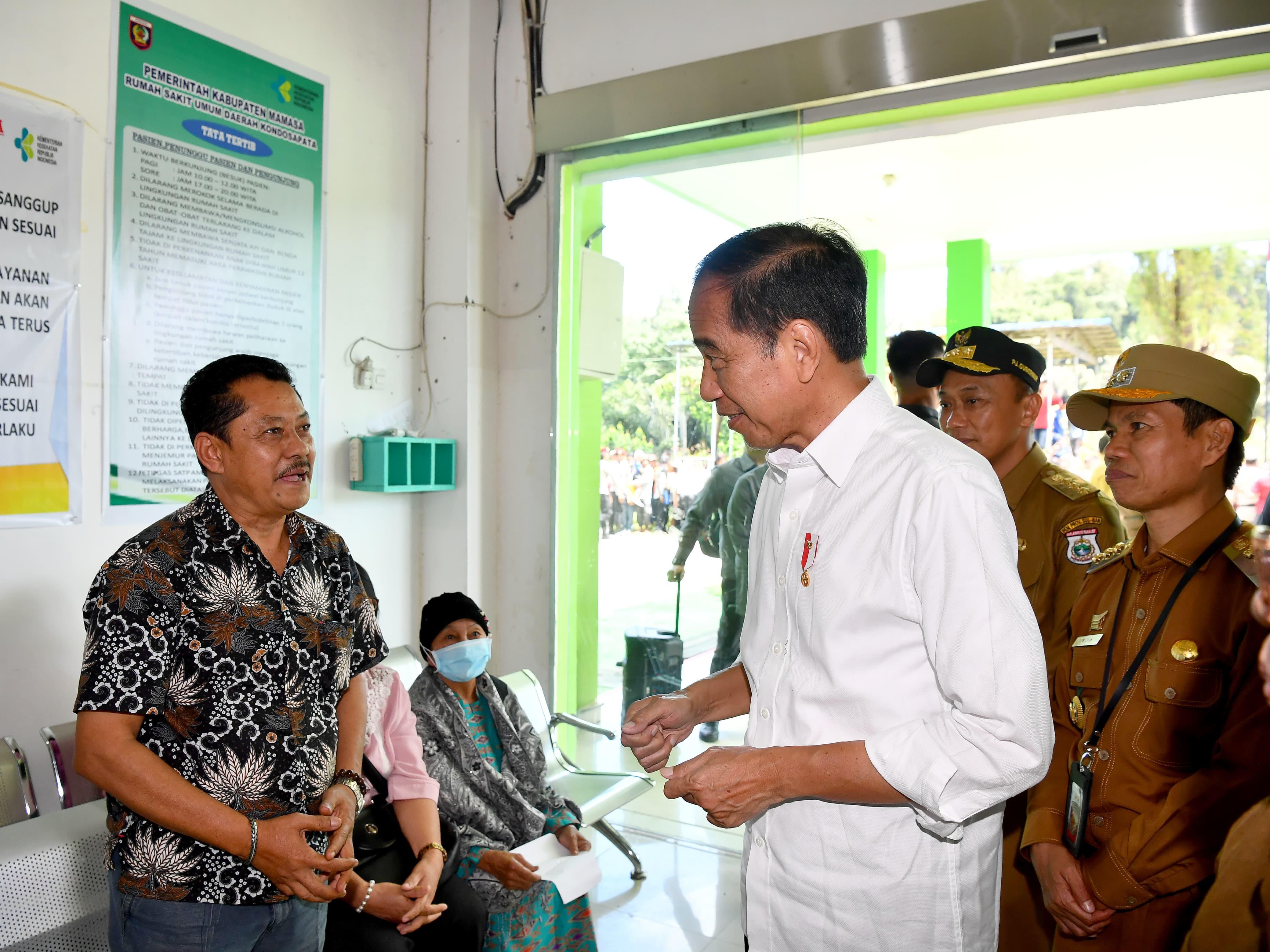 Perkecil Kekurangan Spesialis, Jokowi Bakal Sekolahkan Dokter RSUD Kondosapata Mamasa