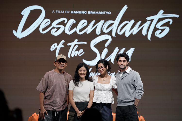 Alasan Hanung Bramantyo Pilih Reza Rahadian dan Dian Sastro Jadi Pemeran Utama Descendants of the Sun 