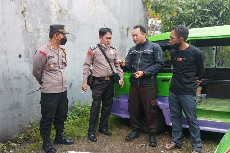 K supir angkot di Bantar Jati, Kecamatan Bogor Utara, Kota Bogor, ditemukan tewas, pada Selasa (25/4/2023). 
