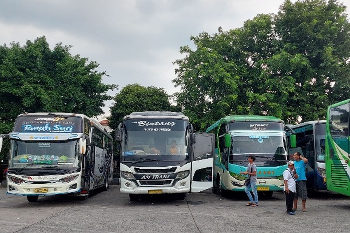 Sejumlah agen perusahaan otobus (PO) di Terminal Kalideres mengatakan masih ada penumpang yang belum mengetahui kebijakan tersebut.