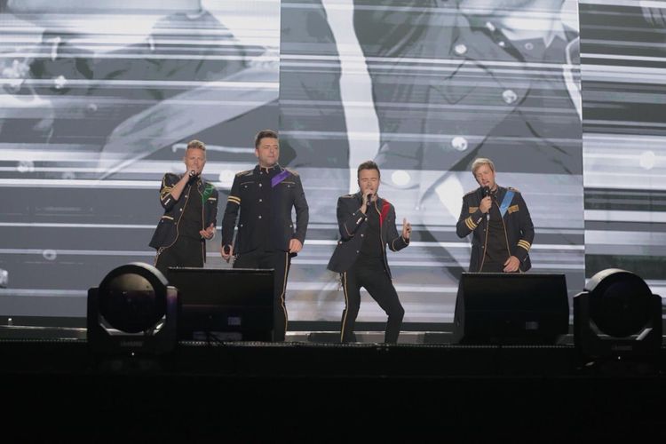 Boyband asal Irlandia, Westlife menggelar konser bertajuk The Twenty Tour 2019-Live in Indonesia di Indonesia Convention Exhibition (ICE), BSD City, Tangerang, pada 6 dan 7 Agustus 2019.