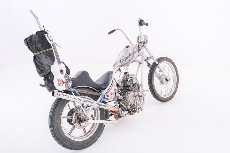 Motor custom Yamaha Scorpio Z  bergaya chopper garapan Baloenk Modified Jogja