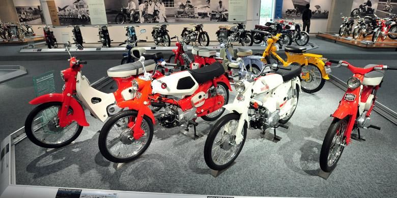 Sepeda motor jadul seperti cub dan CB100 juga menjeng di museum ini.