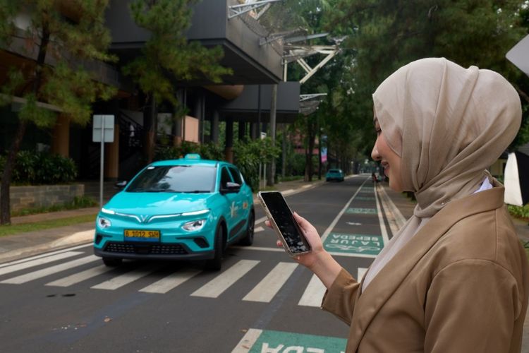 Ilustrasi taksi listrik Green SM