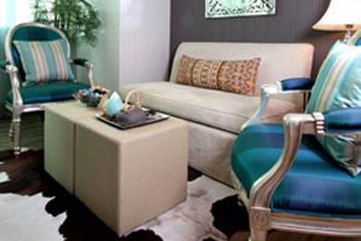 Menggabungkan dua fungsi ruang harus cermat. Yang paling mudah, gabungkan dua ruang yang berfungsi serupa.